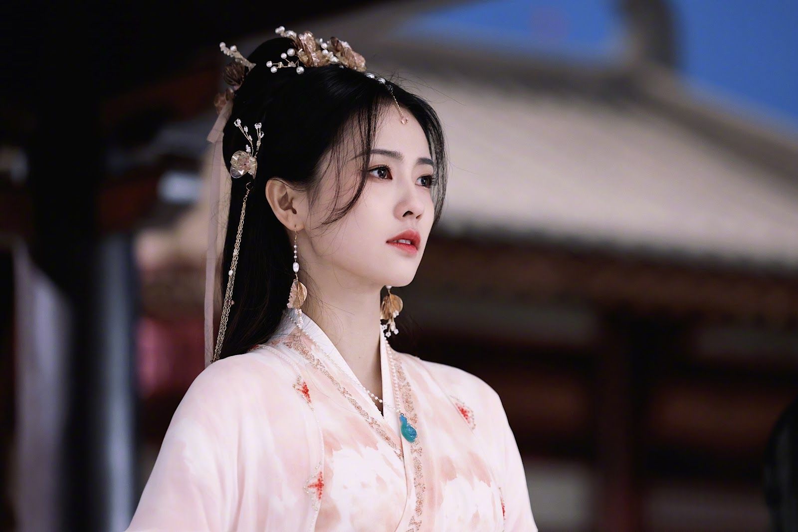 1600x1067 China Entertainment News: Bai Lu
