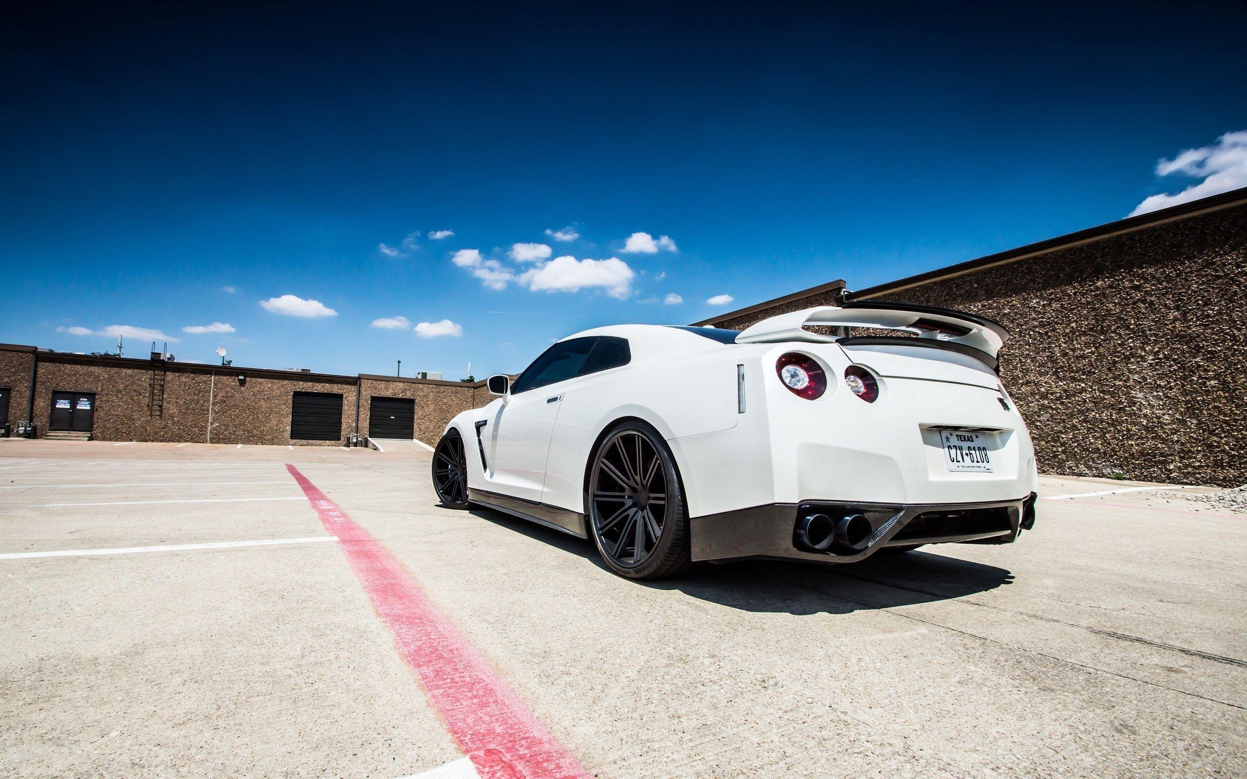 R35 Wallpapers Top Free R35 Backgrounds Wallpaperaccess