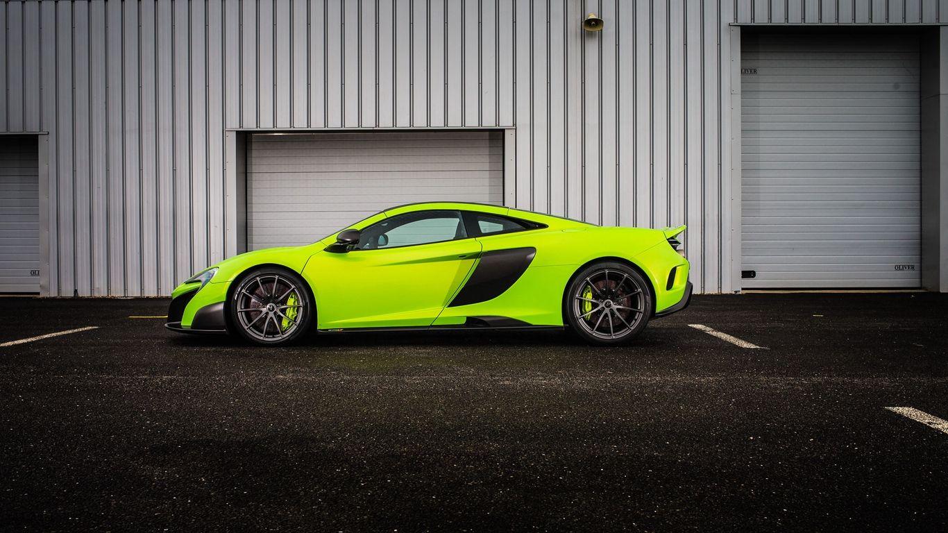 1366x768 Download wallpaper 1366x768 mclaren, 675lt, light green