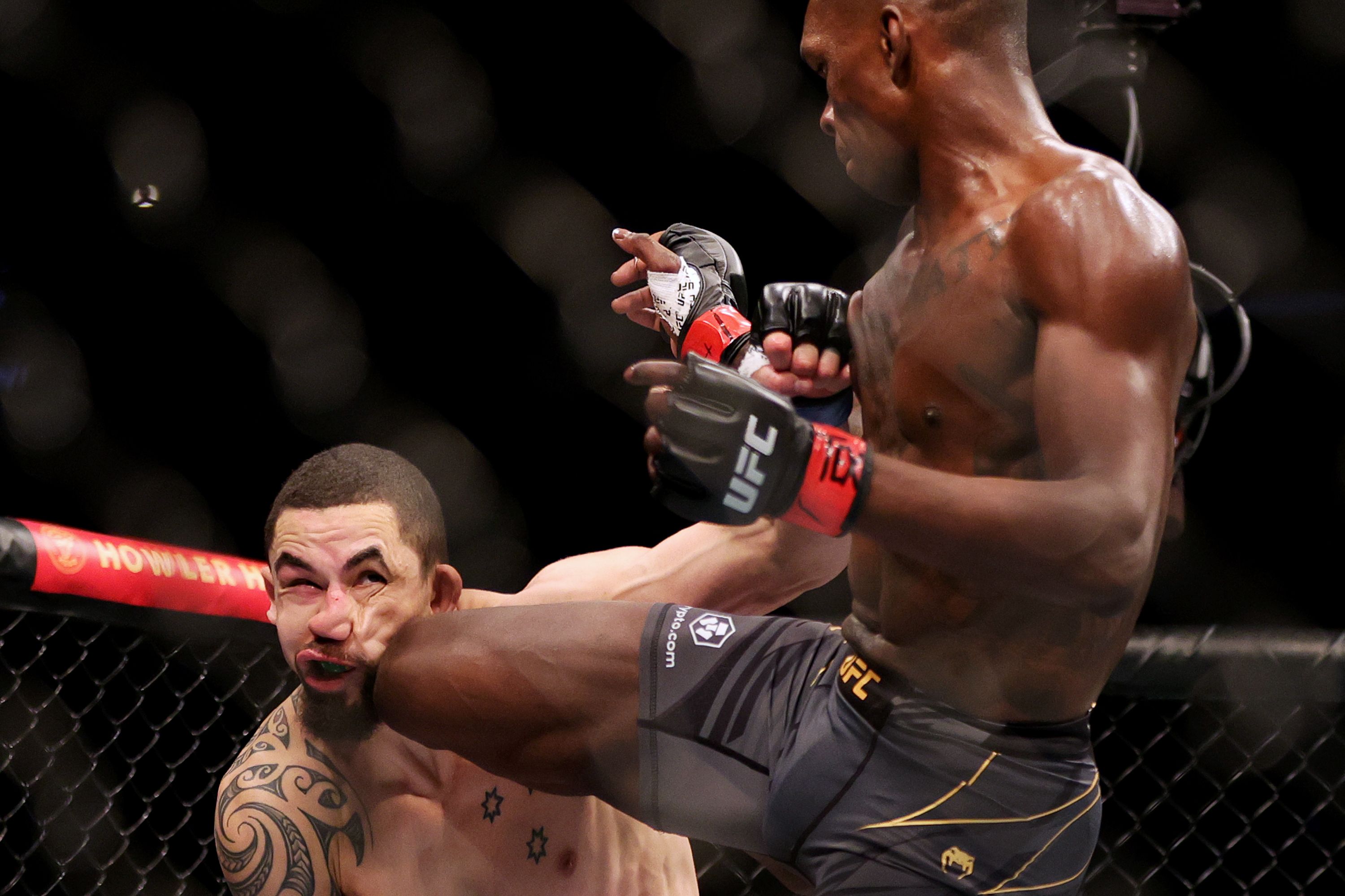 3000x2000 Israel Adesanya strikes his way to