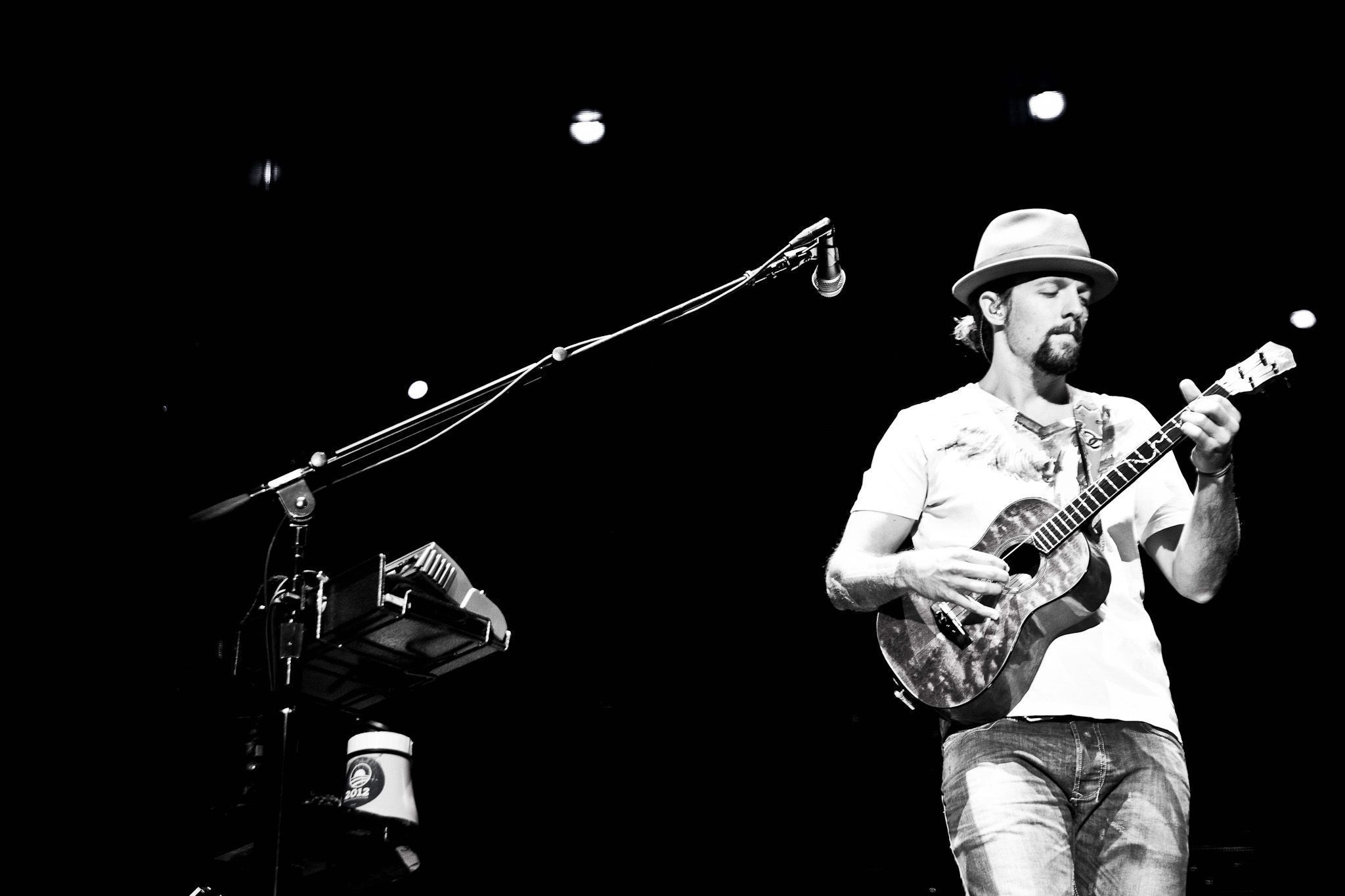 2048x1365 Jason Mraz Image
