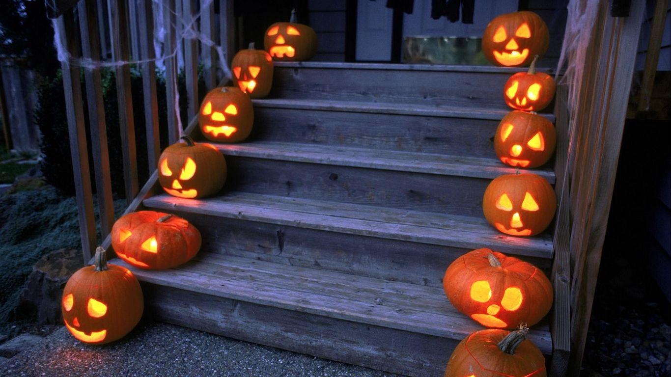 1366x768 Download wallpaper 1366x768 halloween, holiday, pumpkin, stairs