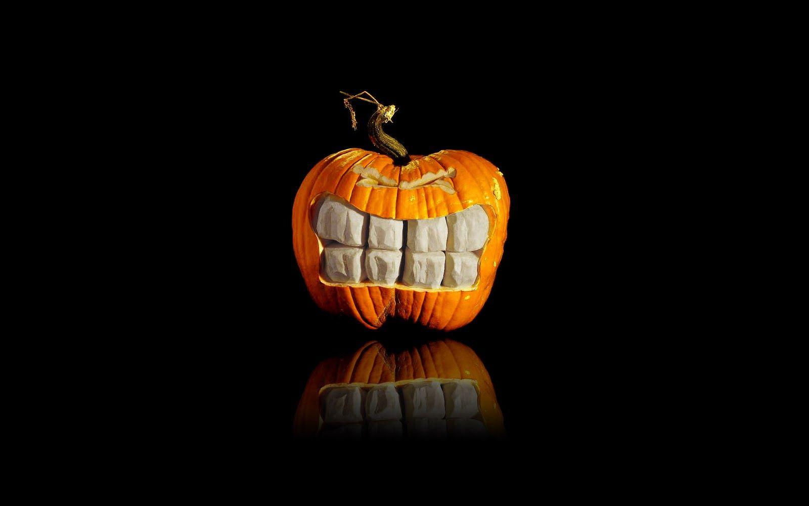 1600x1000 Wallpaper Halloween Widescreen