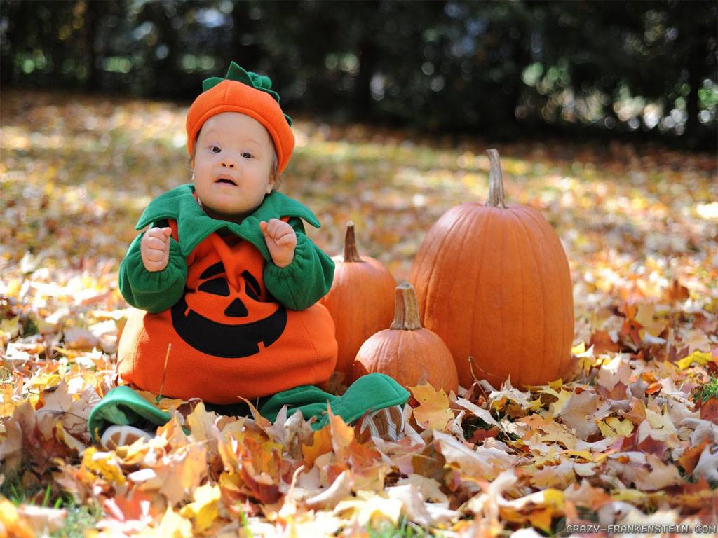 1024x768 Cute Baby Happy halloween Wallpaper. Latest