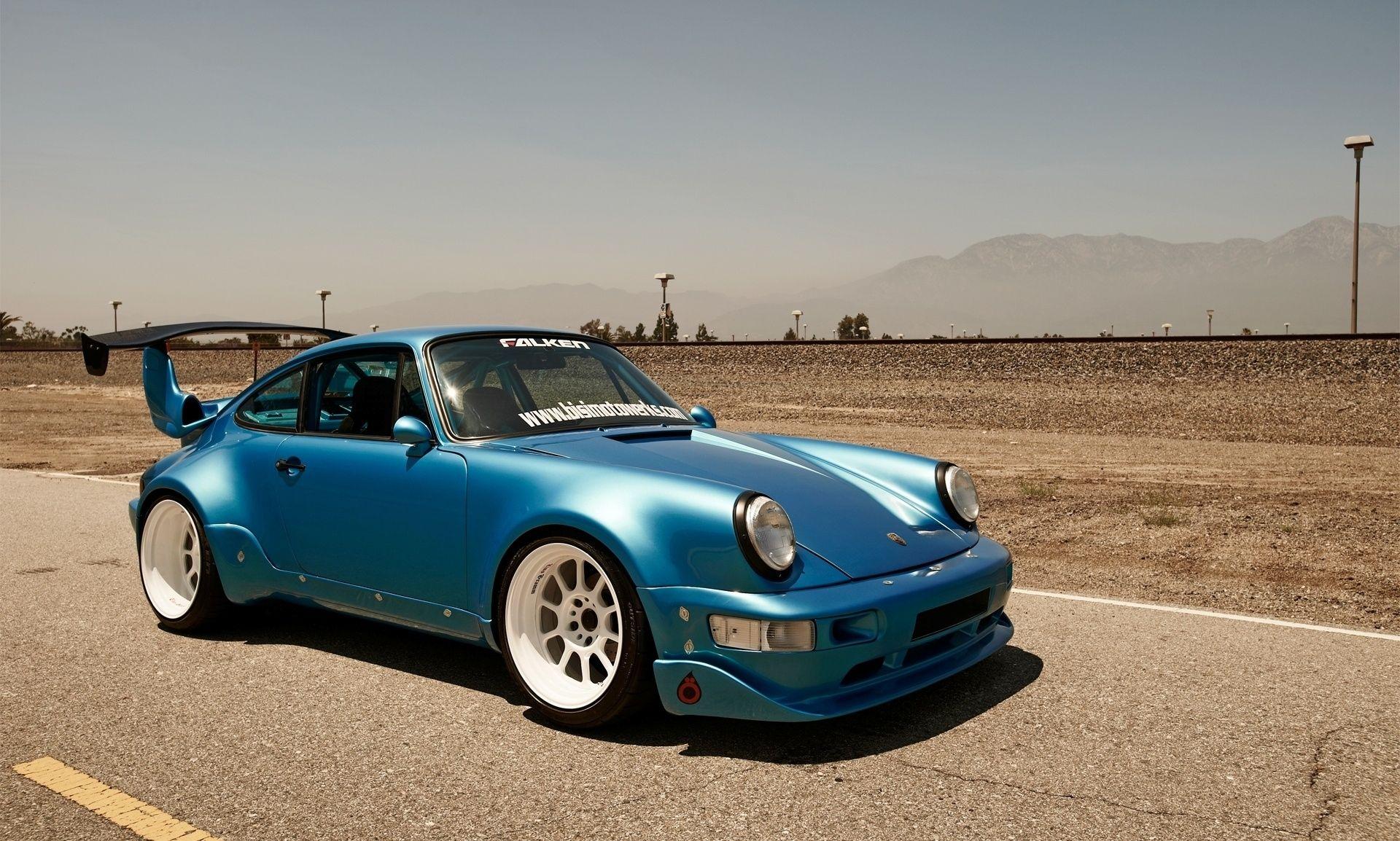 1920x1154 Old Porsche 911 Turbo Wallpaper