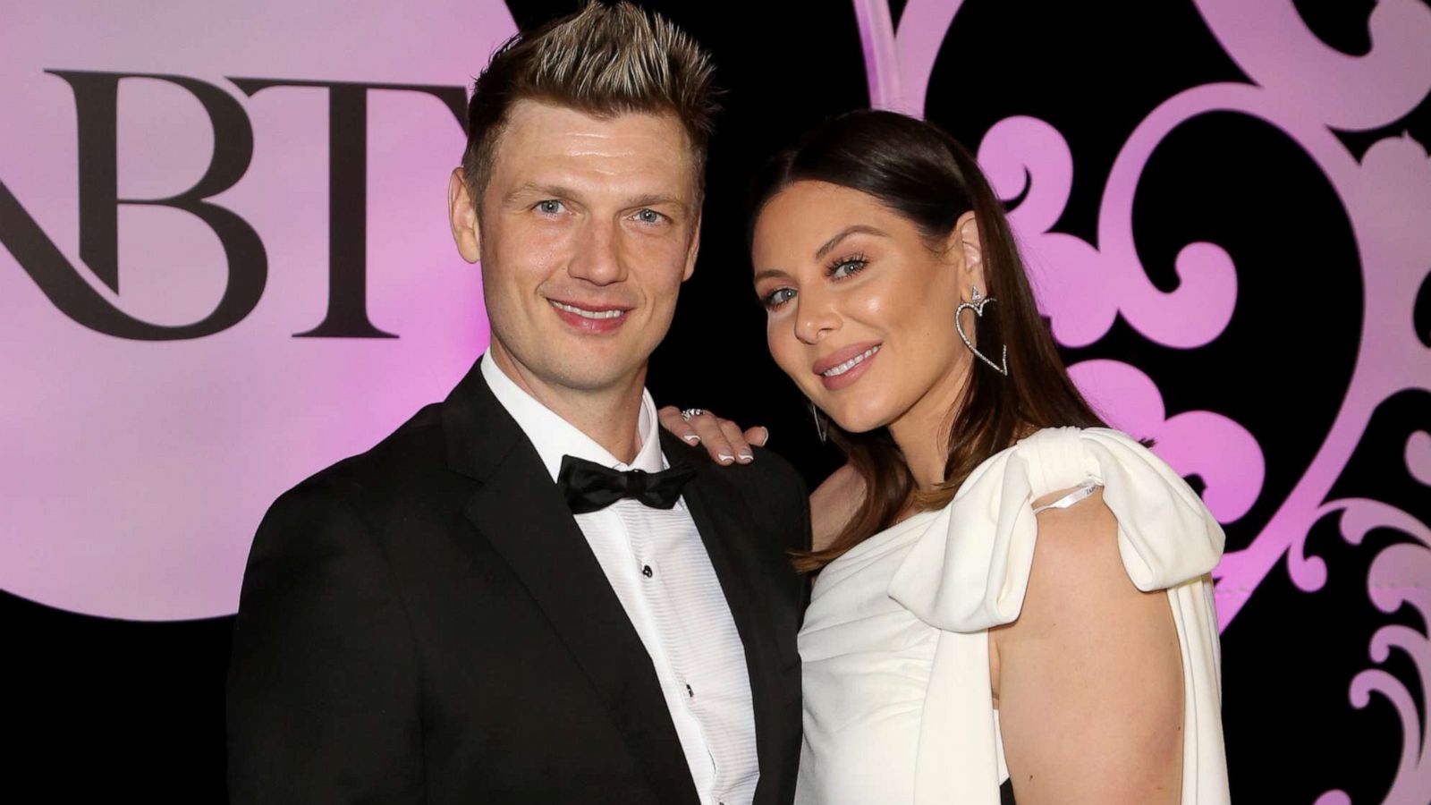 1600x900 Nick Carter and wife Lauren open up