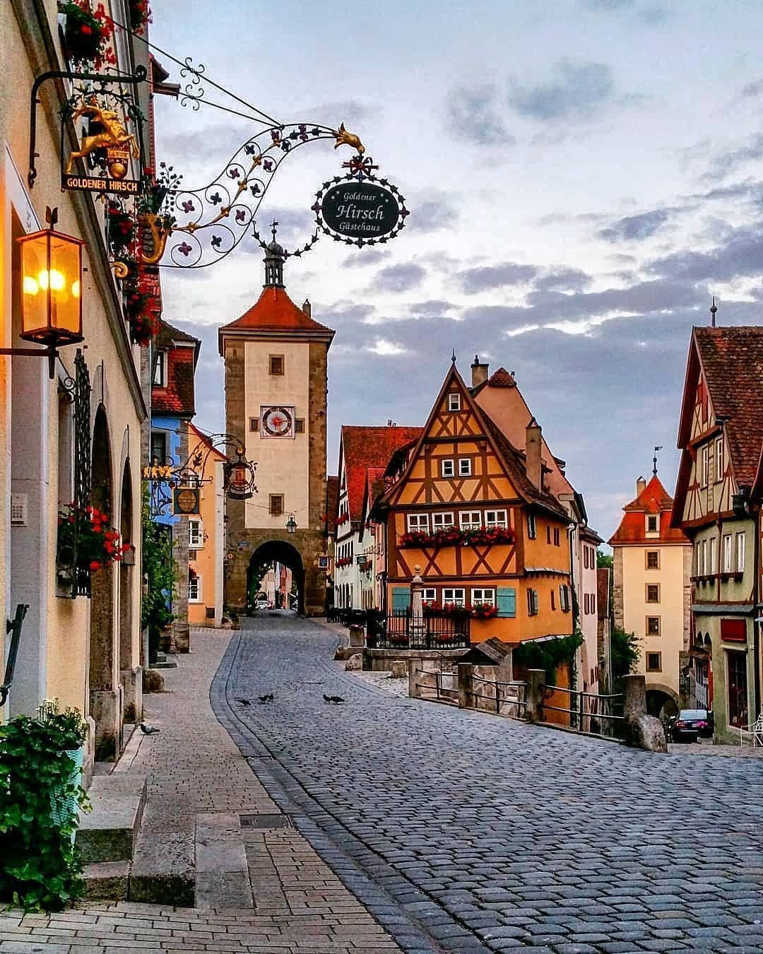 1080x1350 Rothenburg ob der Tauber