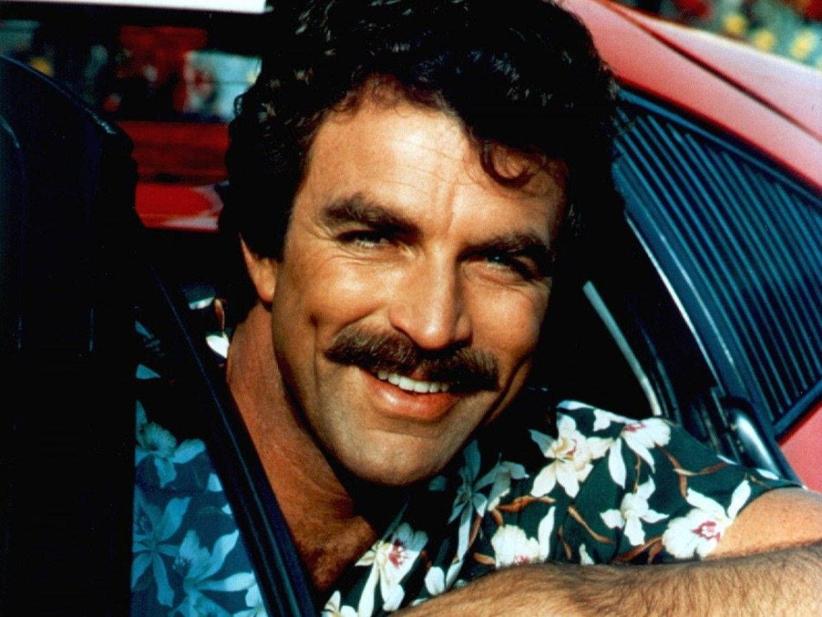 1200x900 Download Tom Selleck Smiling Profile