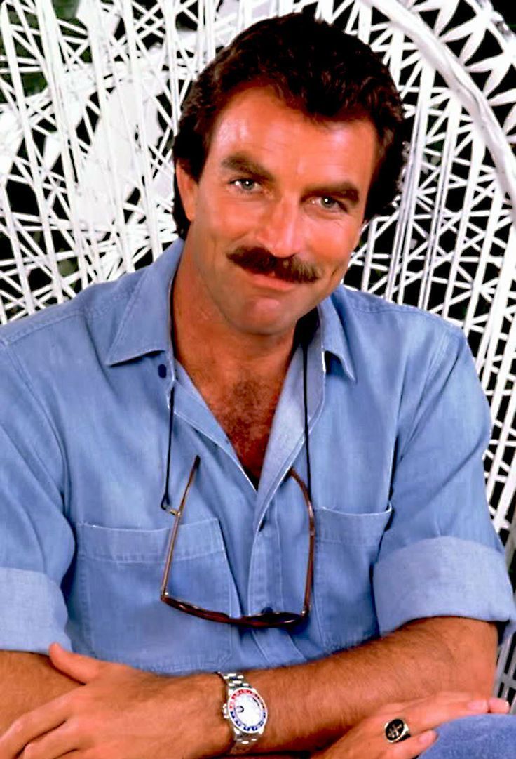 736x1081 Magnum PI. Tom selleck, Selleck, Men