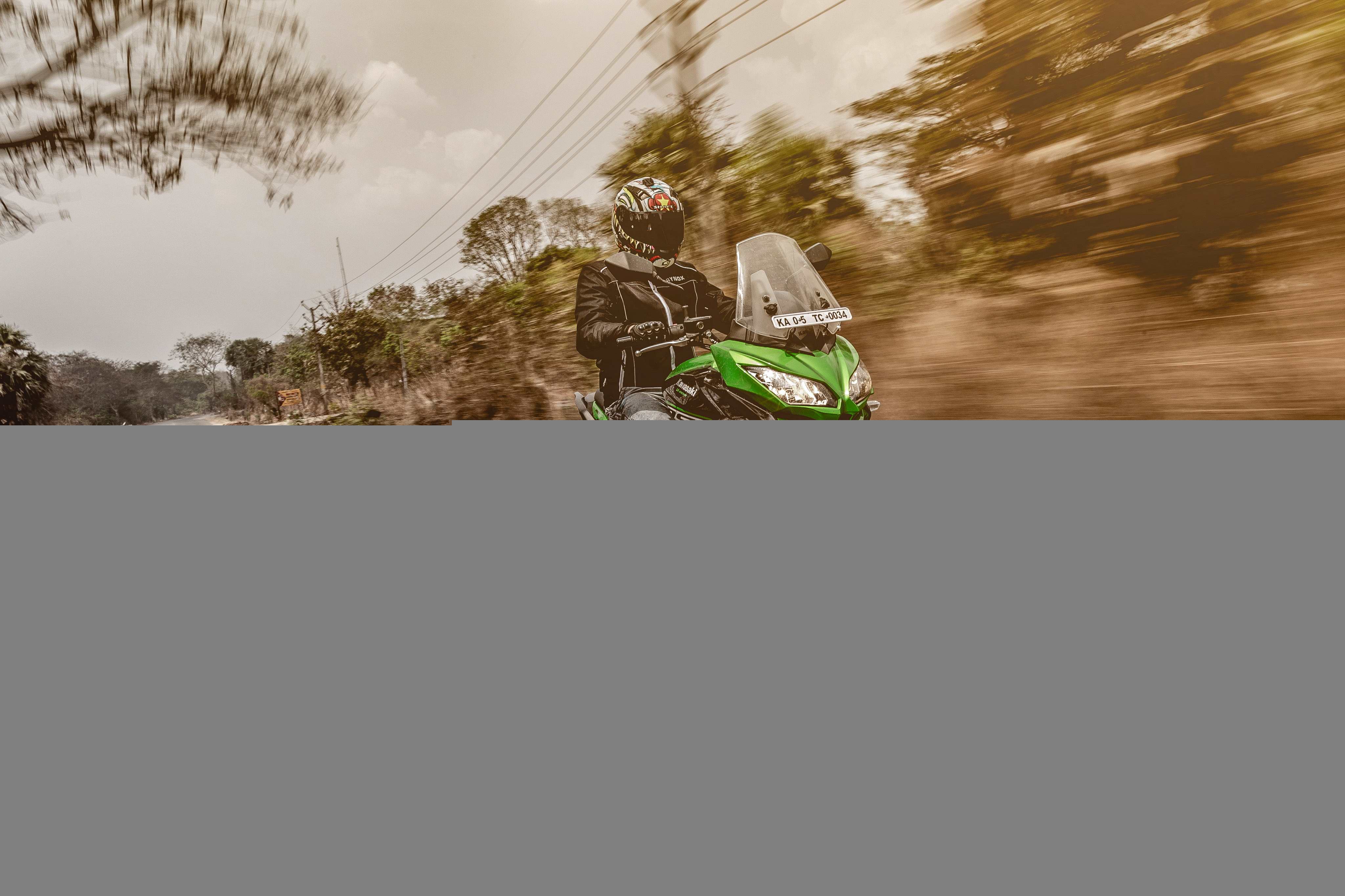 4096x2730 Kawasaki Versys 650: An entry ticket to