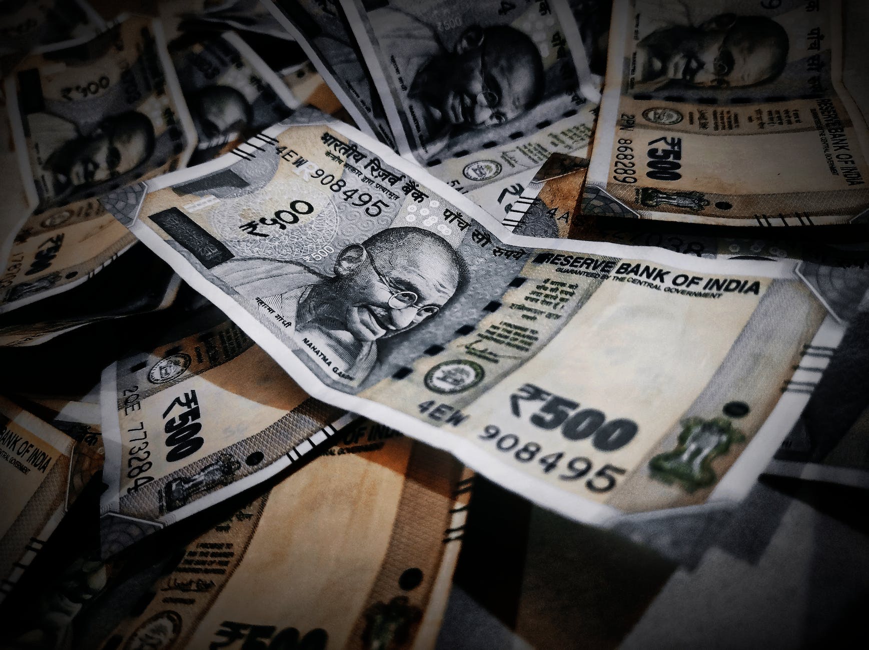 Man With Money Wallpapers - Top Free Man With Money Backgrounds ...