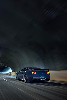 285x428 Ford Mustang Dark Horse Phone