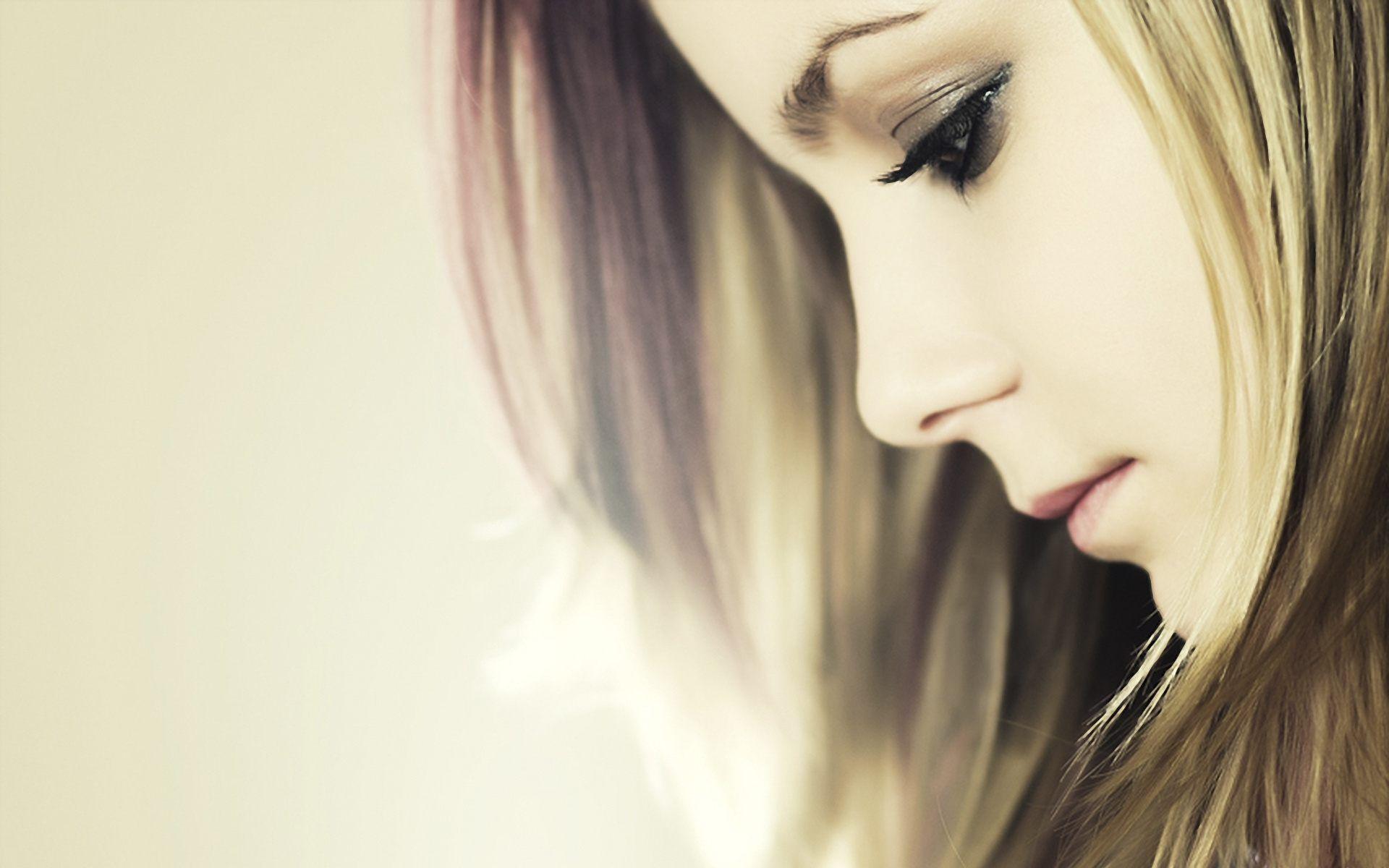 1920x1200 Sad Girl Wallpaper With Quotes