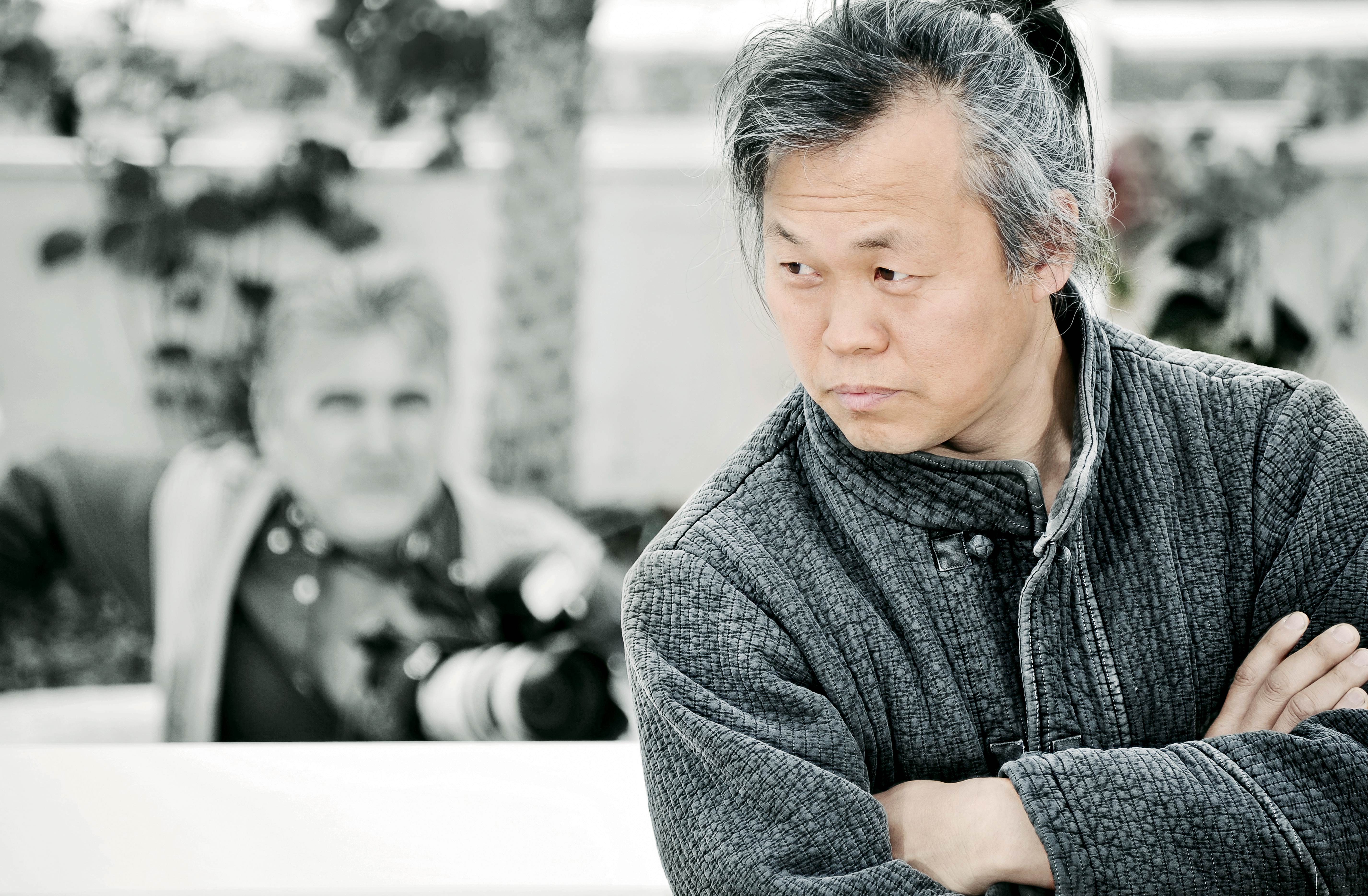 5706x3738 Kim Ki Duk Wallpaper