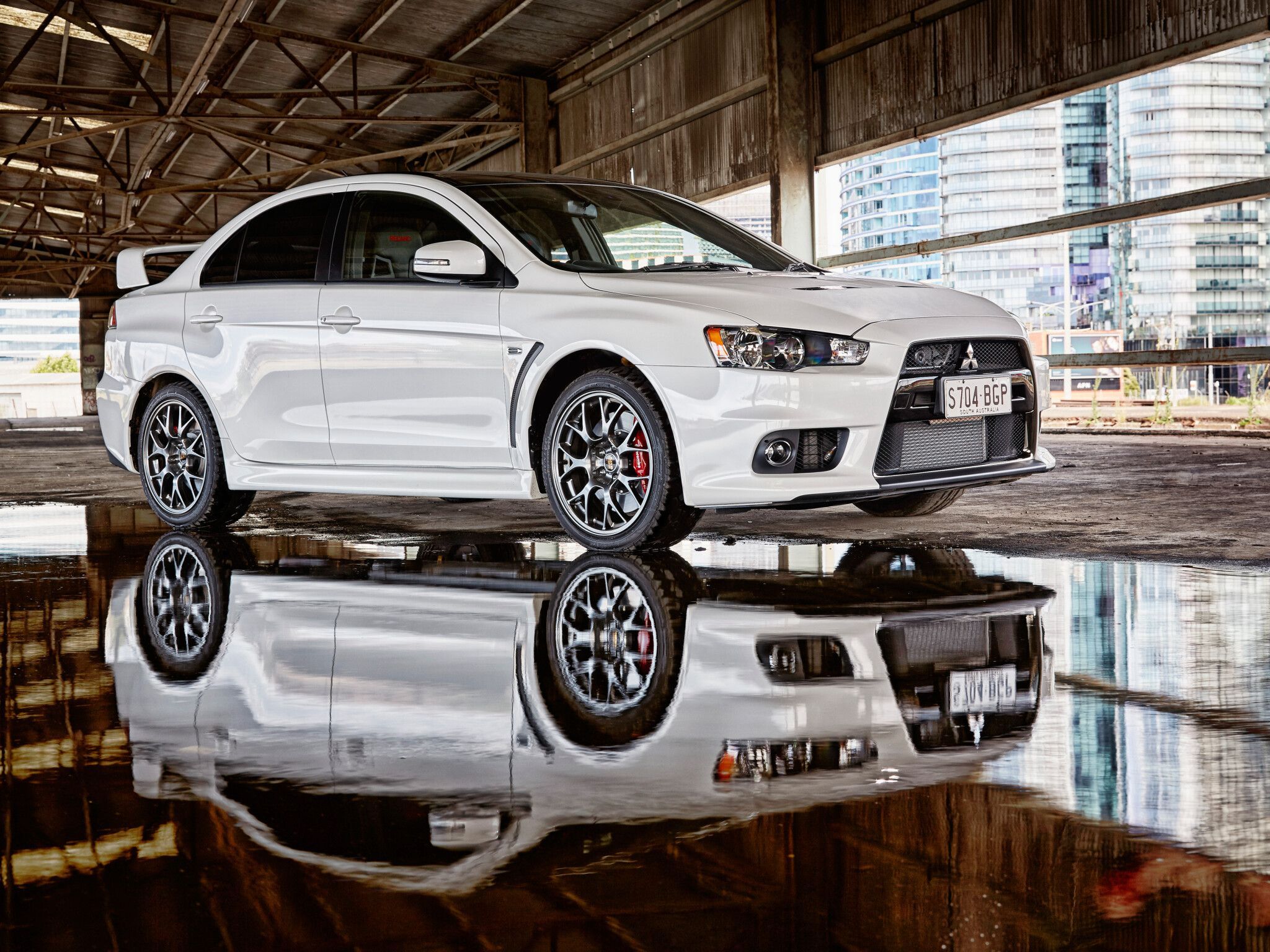 2048x1536 Mitsubishi Lancer Evolution X buyer's guide