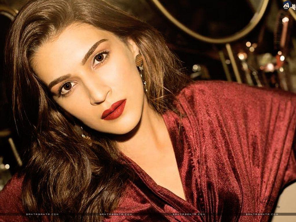 1024x768 Hot Bollywood Heroines & Actresses HD Wallpaper I Indian