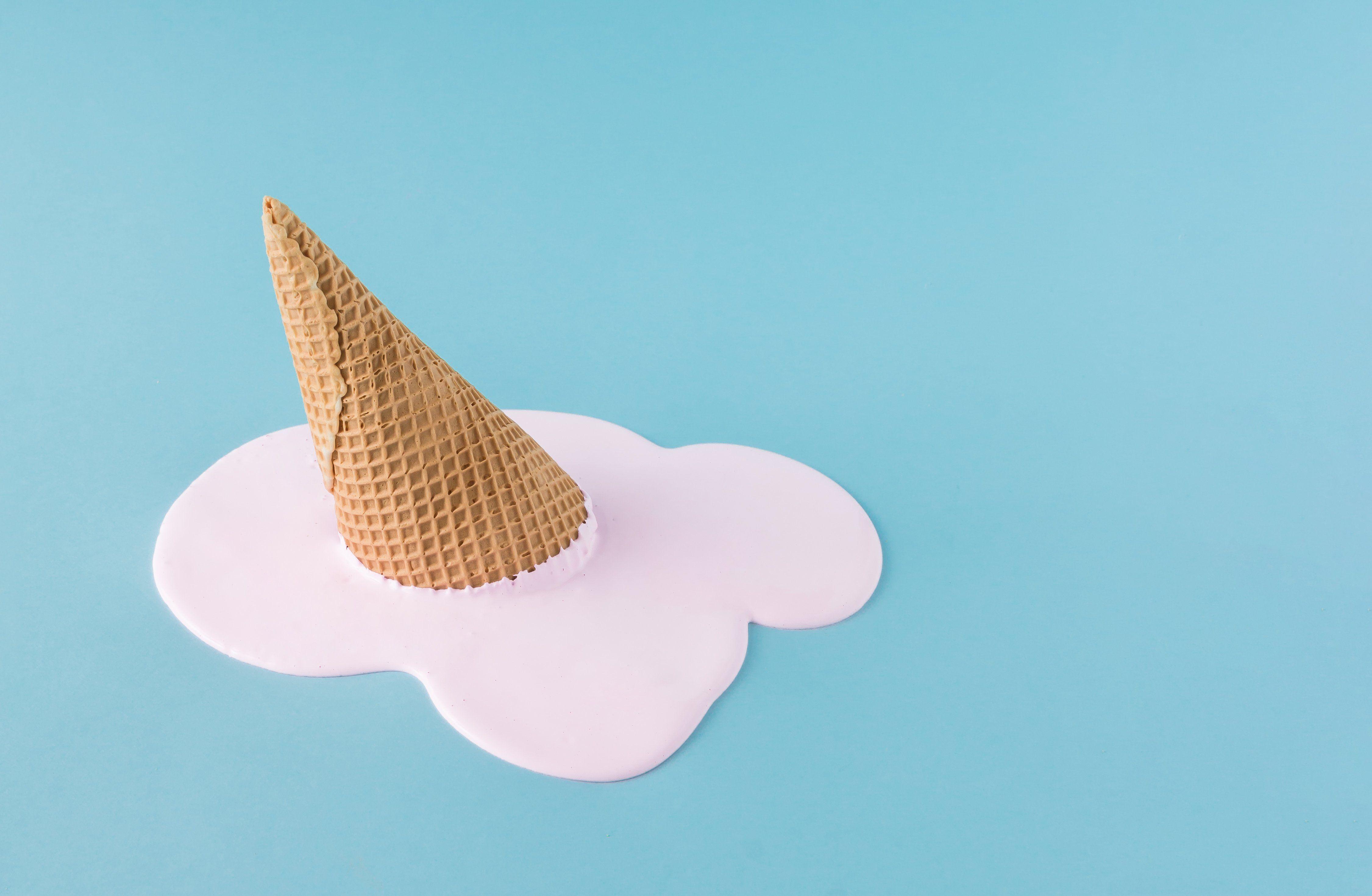 4502x2940 Capture beautiful dishes with these 7 minimalist food