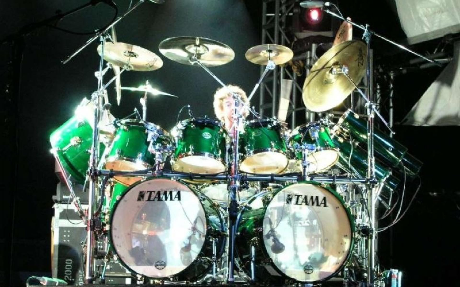 1920x1200 Cool Green Drums Wallpaper