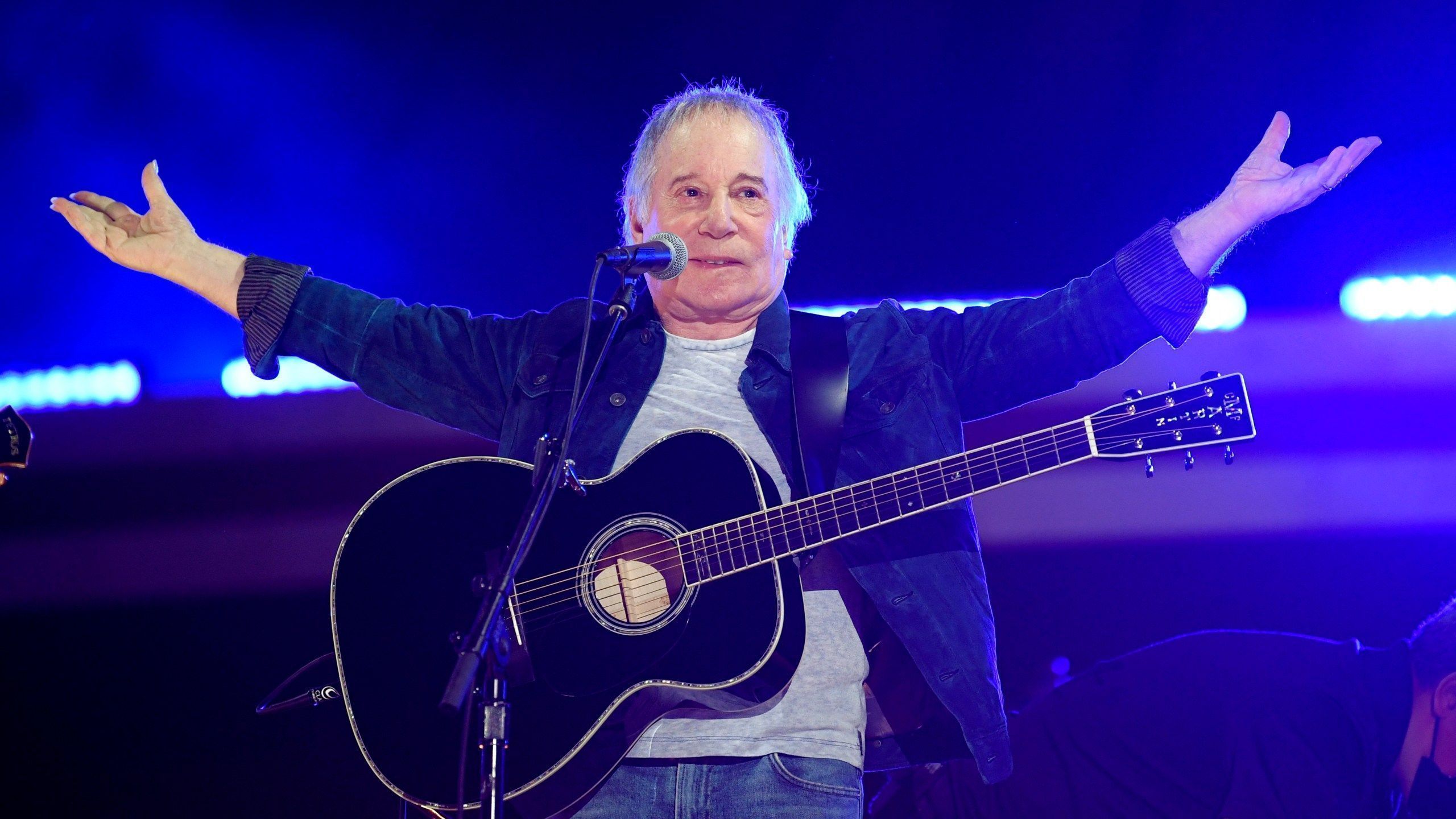 2560x1440 In Toronto, Paul Simon takes a bow