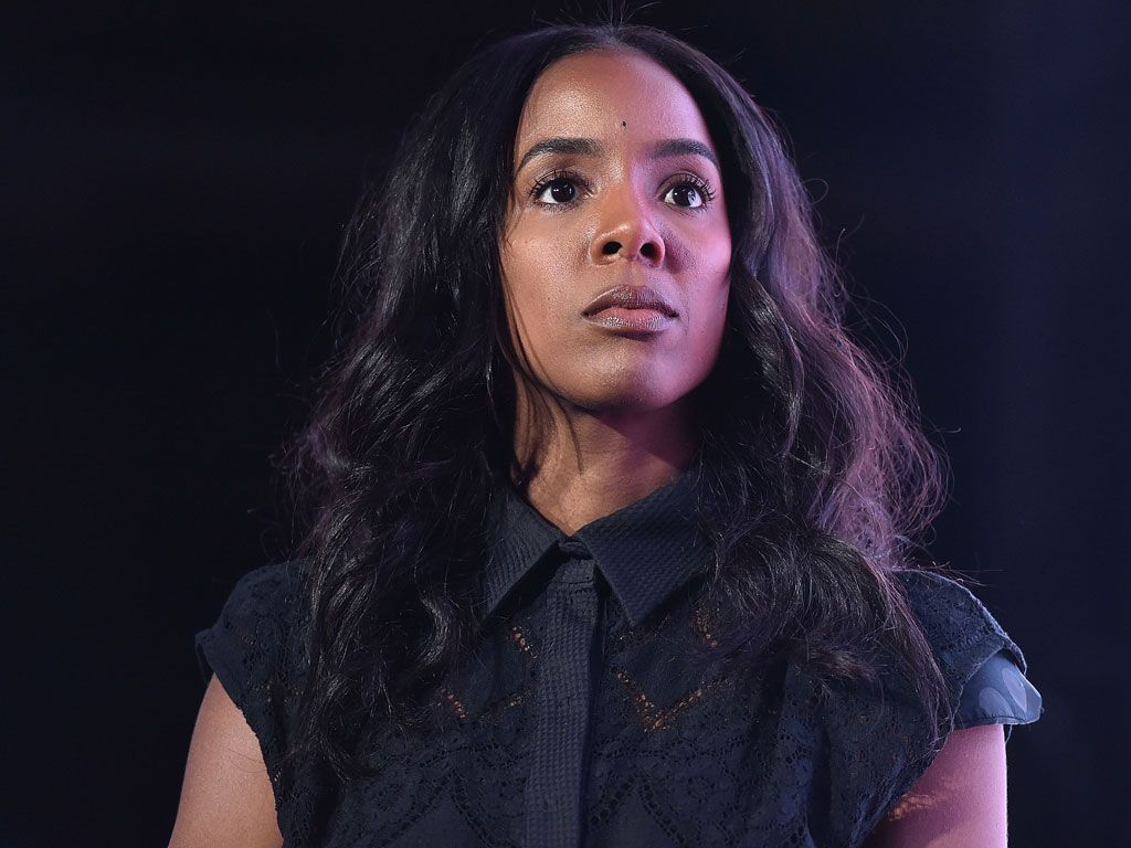 1024x768 Kelly Rowland Talks Fears of Raising a