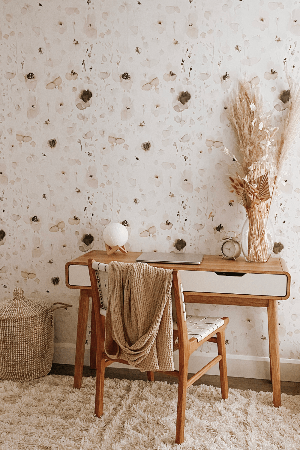 1000x1500 Home Office Wall Decor: Boosting Productivity and Creativity with Peel