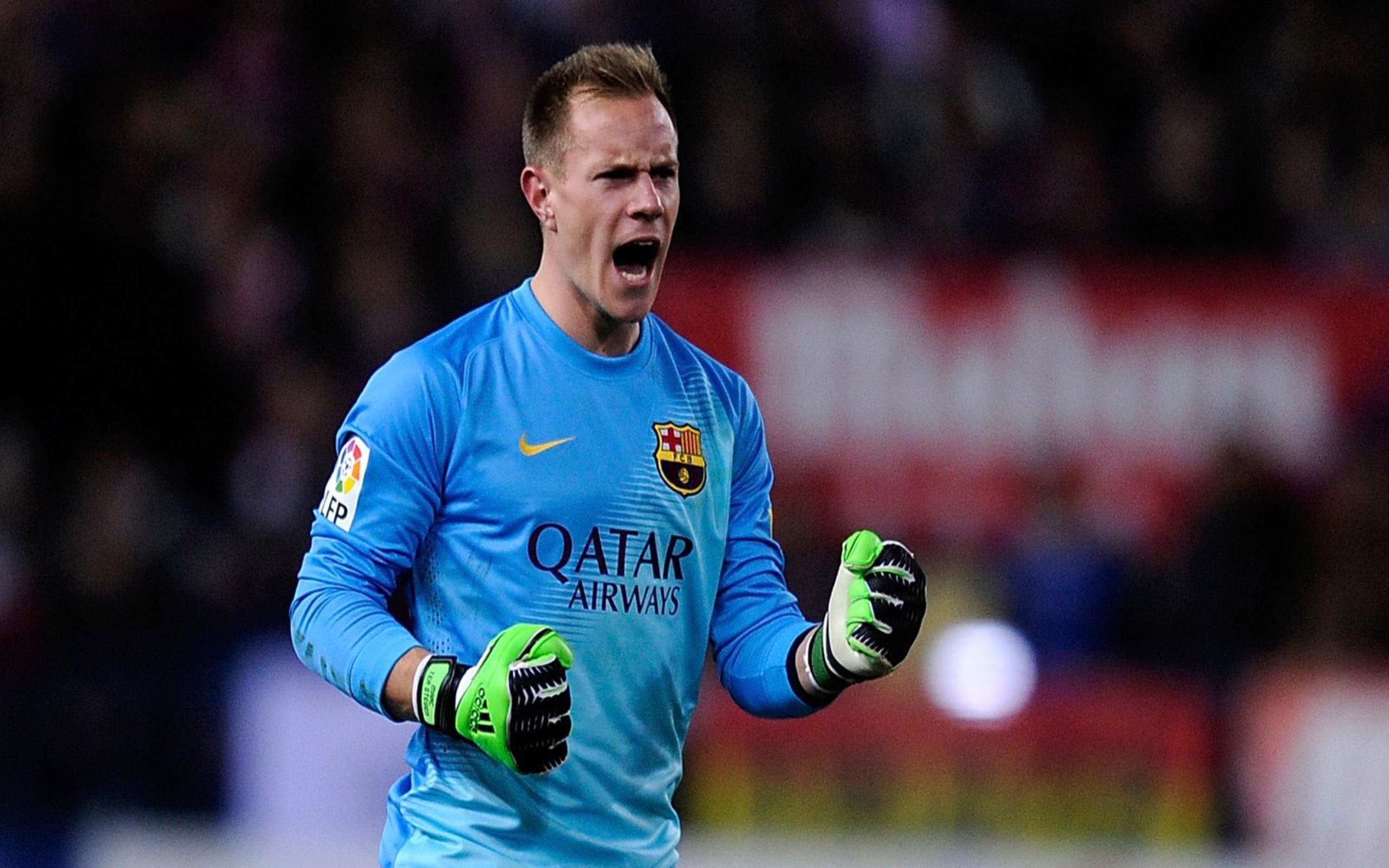 2560x1600 Marc André Ter Stegen Wallpaper