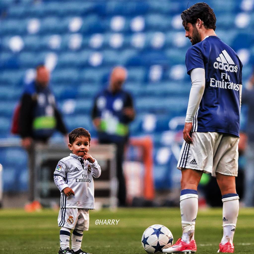 1024x1024 Isco Wallpaper