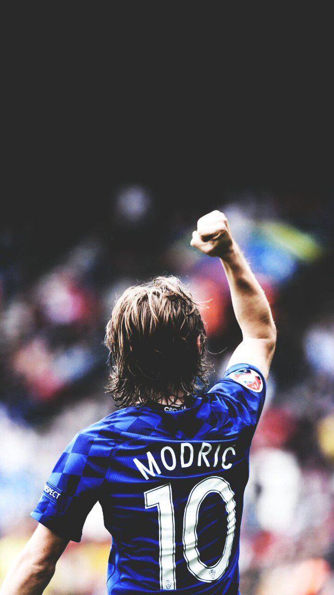 675x1200 Footy Editor Modric Wallpaper Download