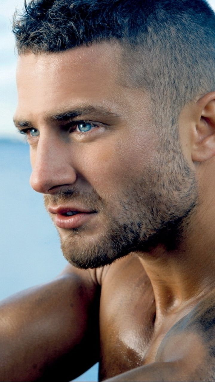 Stunning Small Haircut For Men Artwork for Mobile Stunning Small Haircut For Men Artwork for Mobile