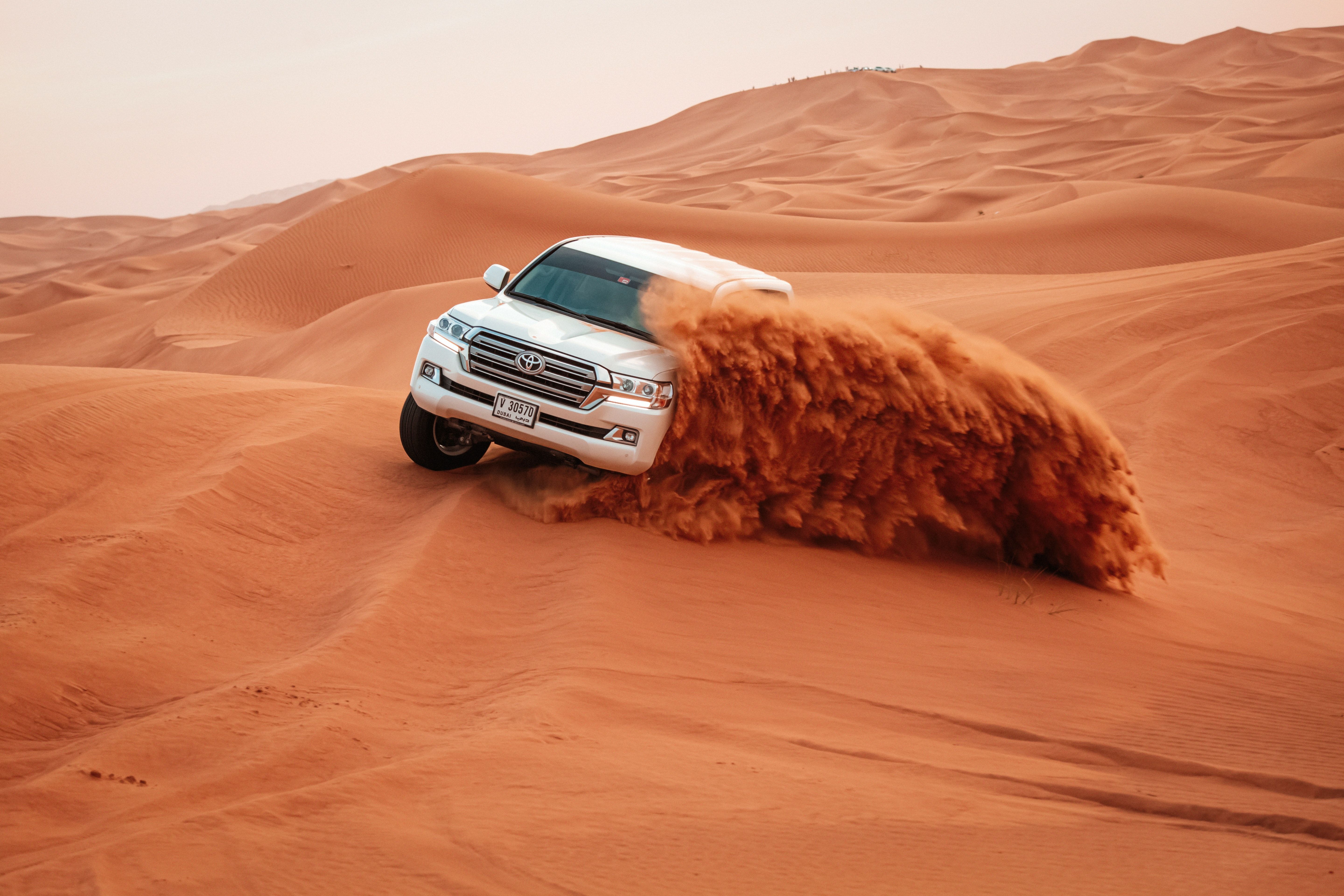 5760x3840 Desert Safari