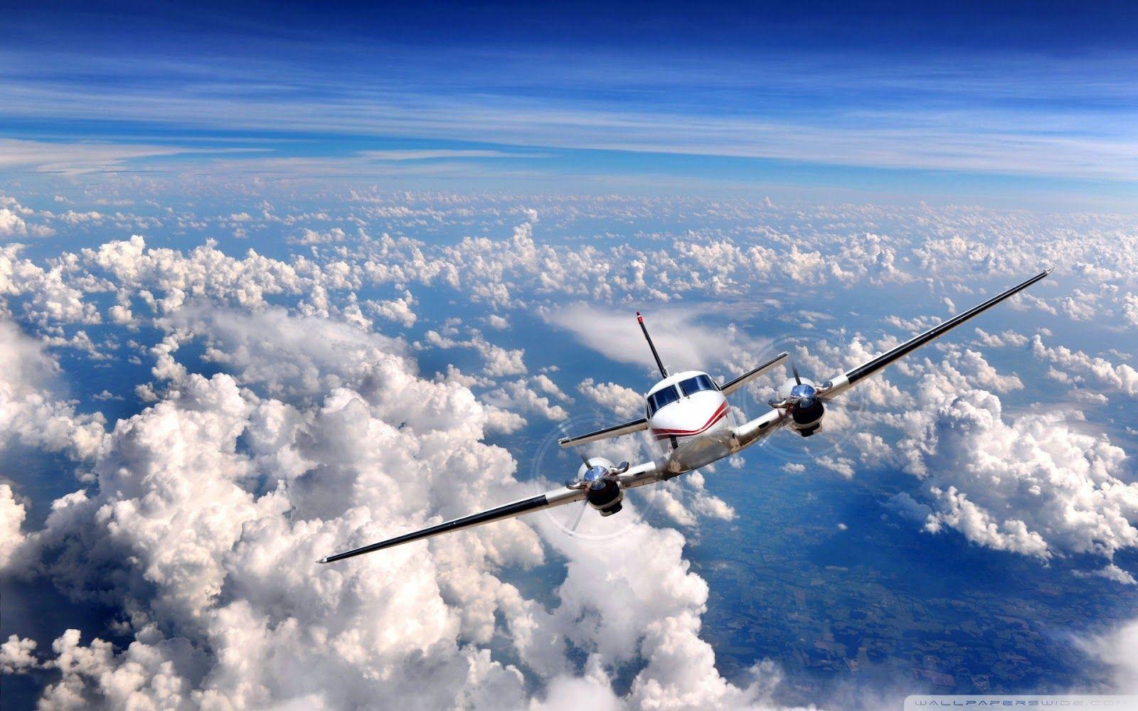 1600x1000 4K Airplane Wallpaper HD For Desktop (2019)