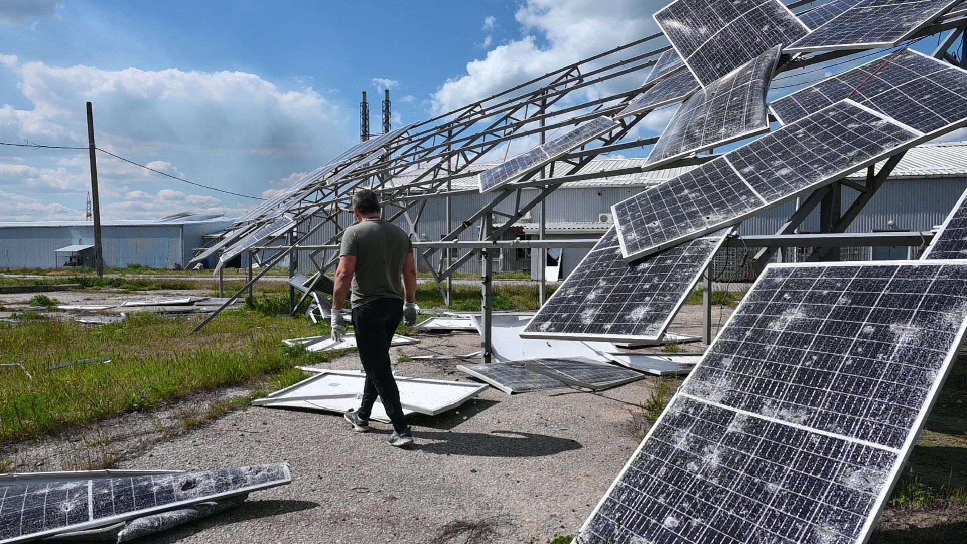 1920x1080 One year on: Russian war and renewables