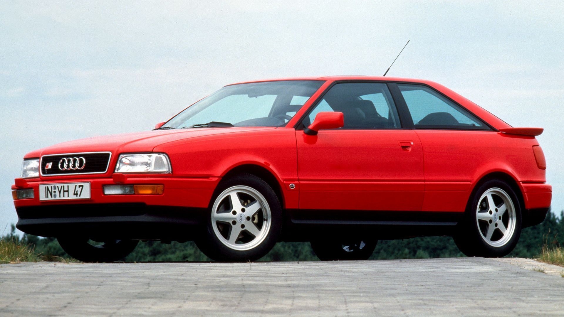 1920x1080 Audi S2 Coupe and HD