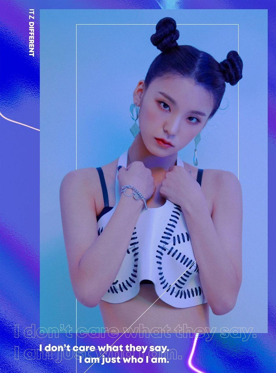 950x1280 image about Hwang Yeji. ITZY. 황예지