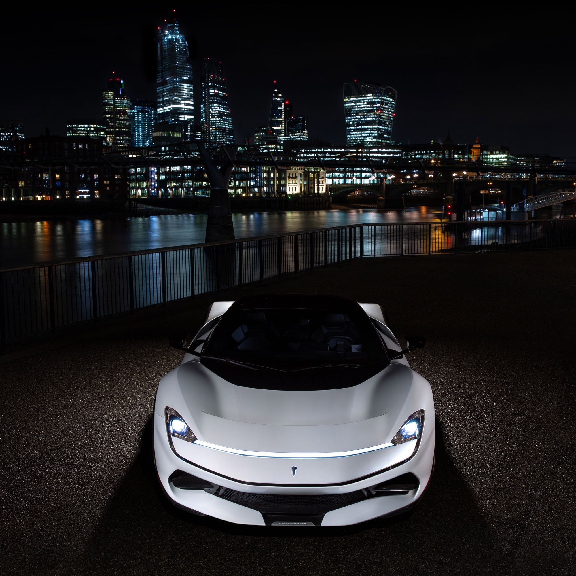 2000x2000 Pininfarina Battista (2020) 1