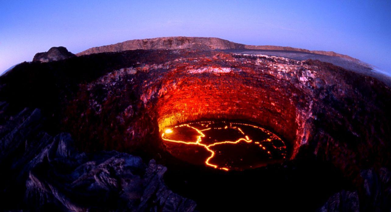 1284x698 Volcano HD Wallpaper Free Download