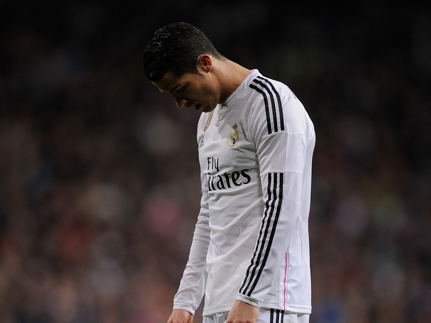 Ronaldo Sad Wallpapers - Top Free Ronaldo Sad Backgrounds - WallpaperAccess