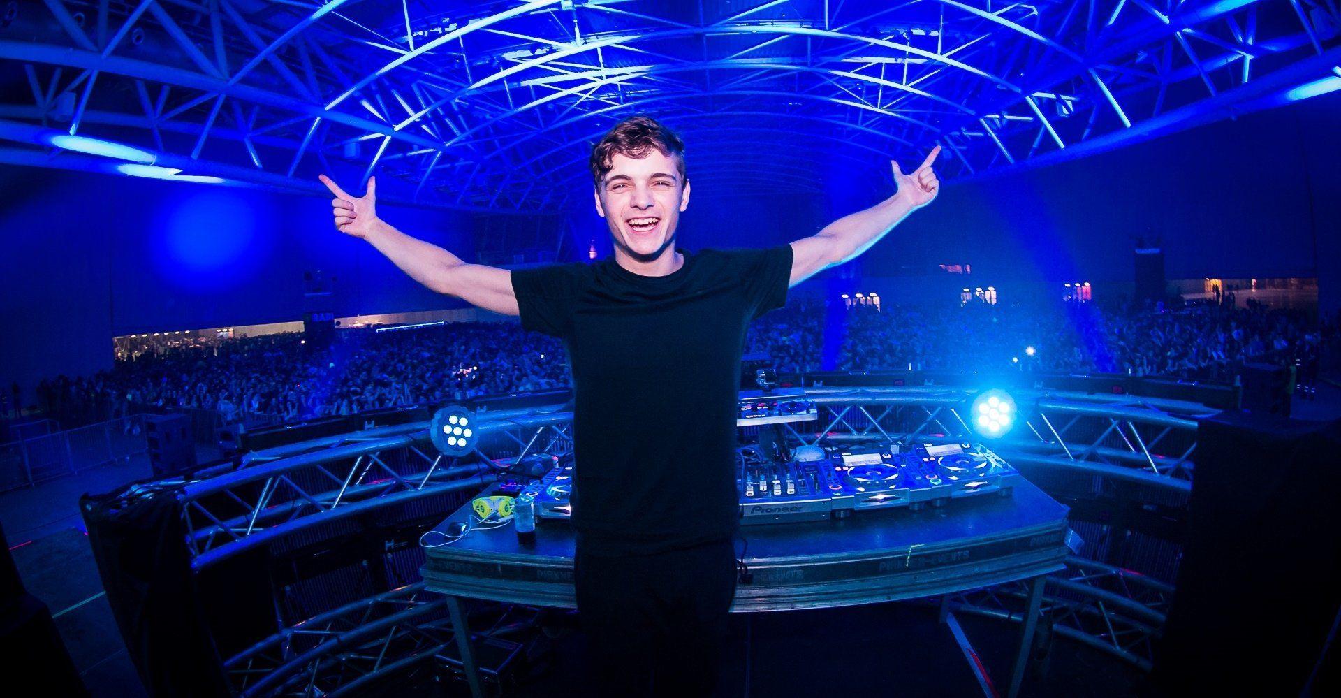 1920x999 Martin Garrix Wallpaper and Background Imagex999