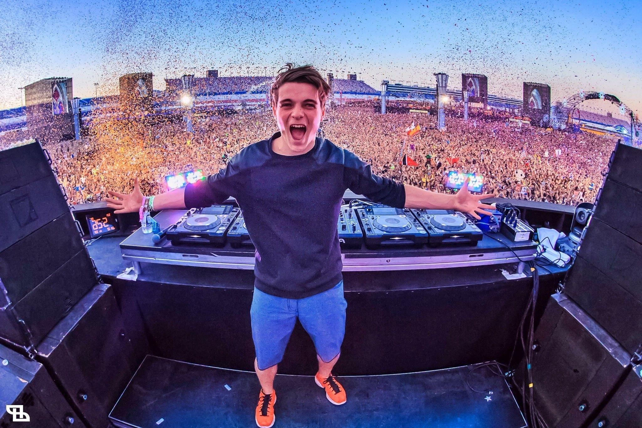 2048x1365 Martin Garrix Wallpaper HD / Desktop and Mobile Background