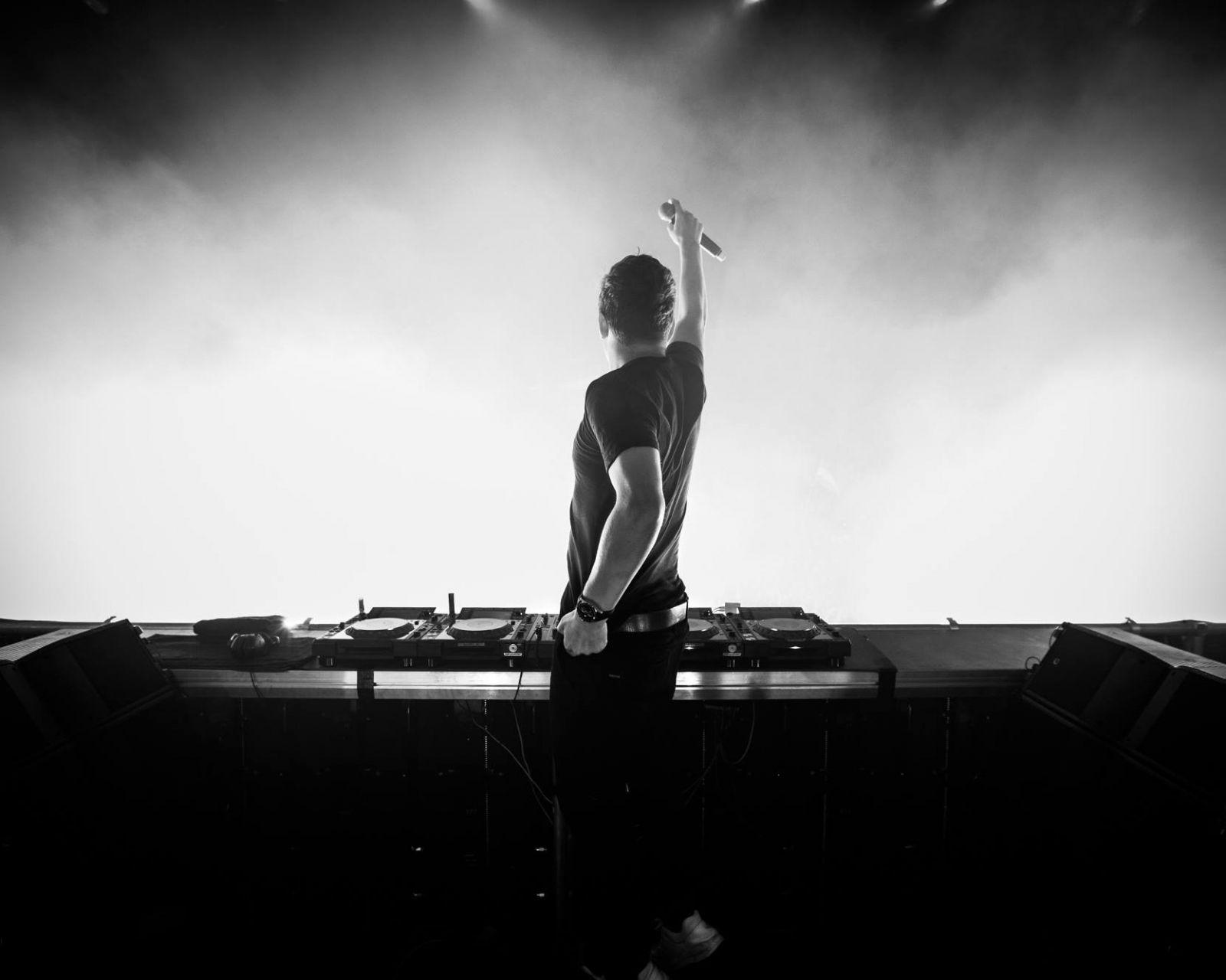1600x1280 Music Martin Garrix (1600x1280) Wallpaper