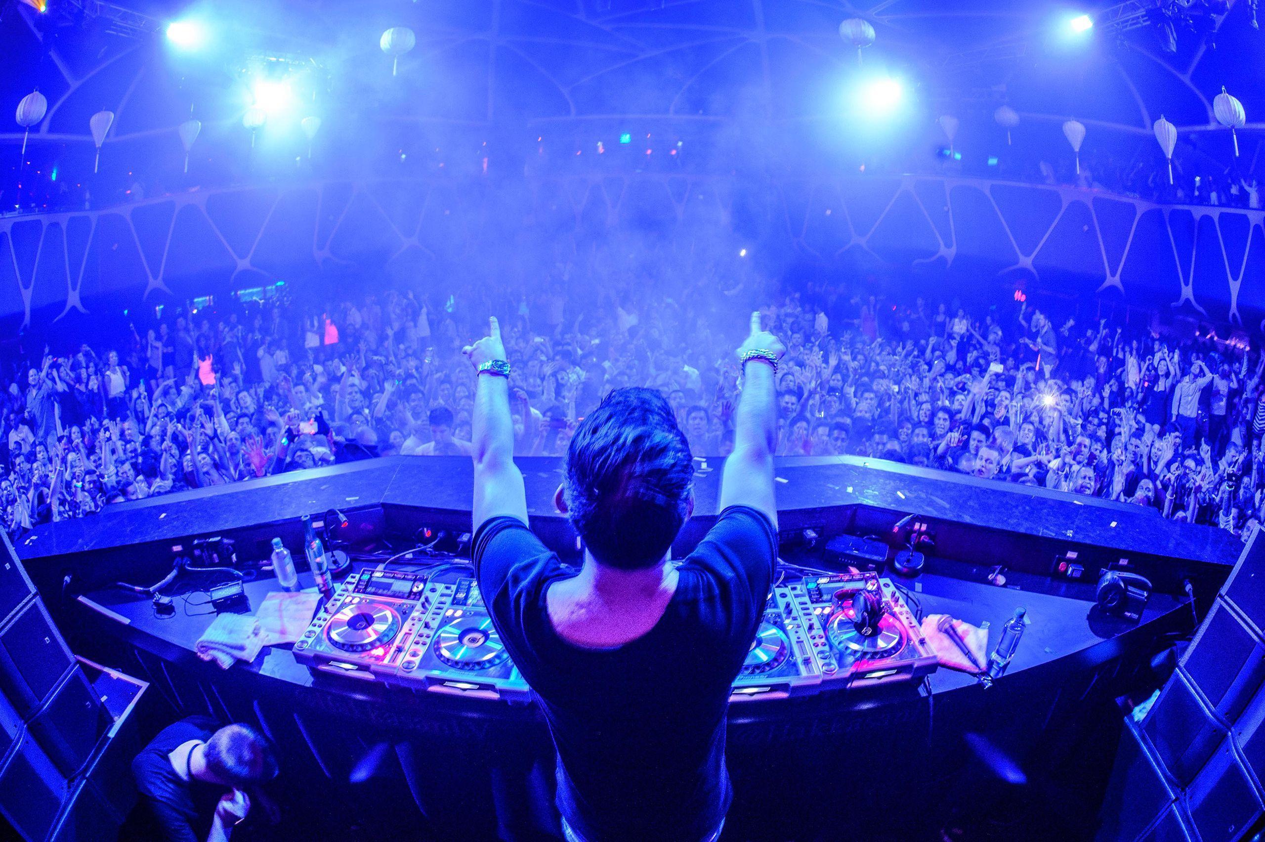 2560x1704 Martin Garrix Wallpaper