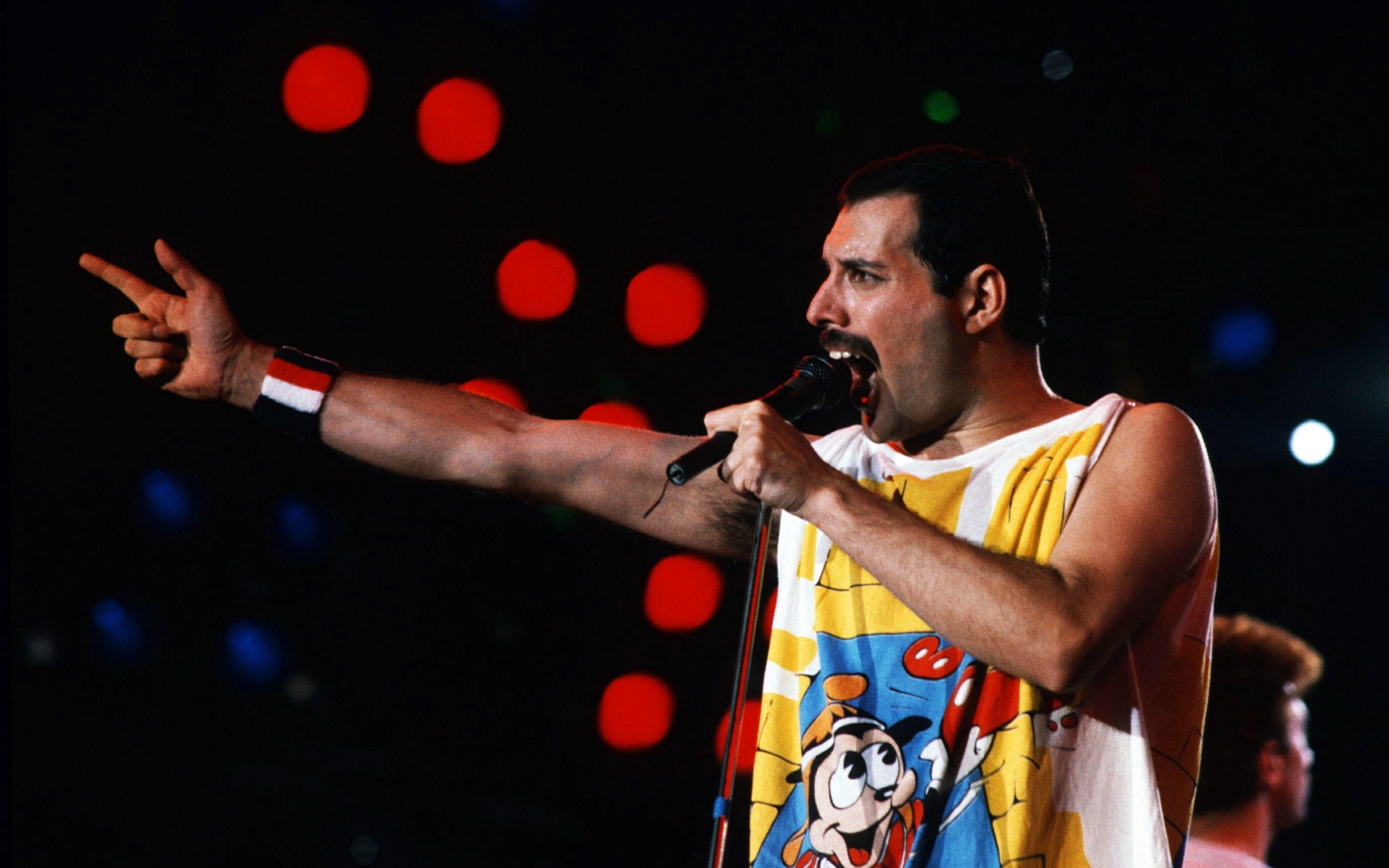 3840x2400 Freddie Mercury Wallpaper, Picture, Image