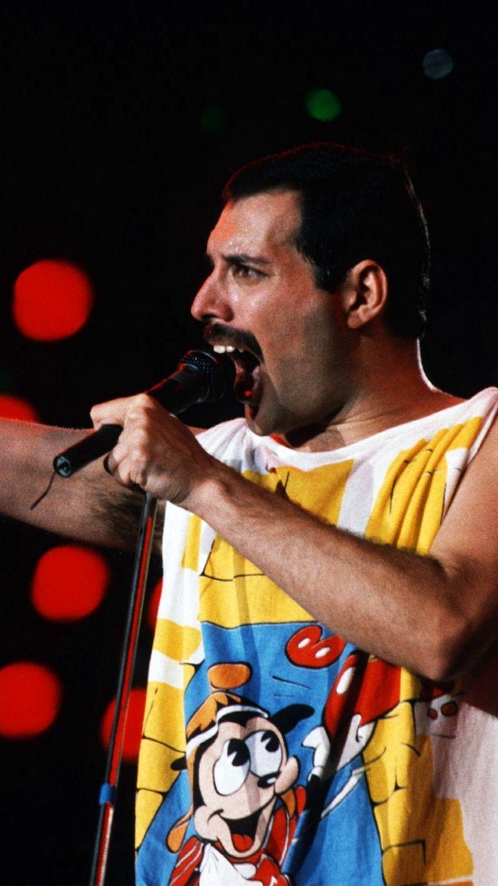 720x1280 Download wallpaper 720x1280 freddie mercury, singer