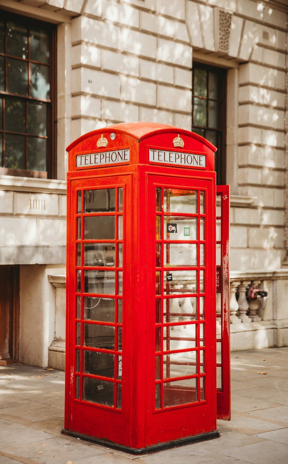 1000x1614 London Phone Booth Picture. Download