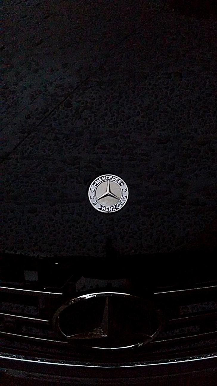 Mercedes Logo Wallpapers Top Free Mercedes Logo Backgrounds Wallpaperaccess