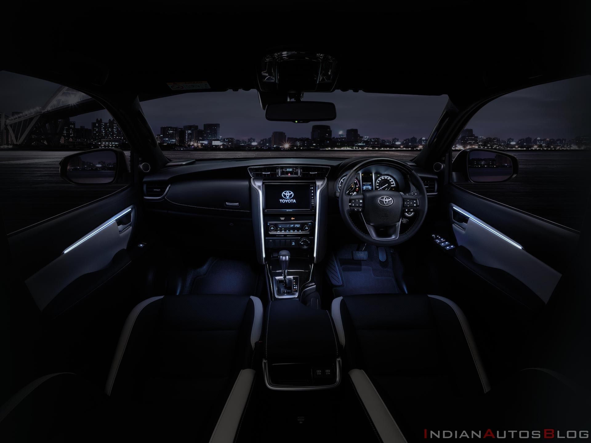 1920x1440 Toyota Fortuner Legender interior &amp
