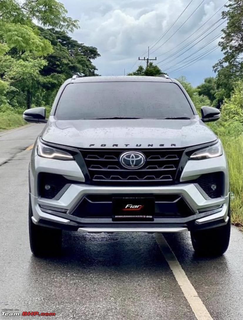 827x1088 Toyota Fortuner Legender Wallpaper