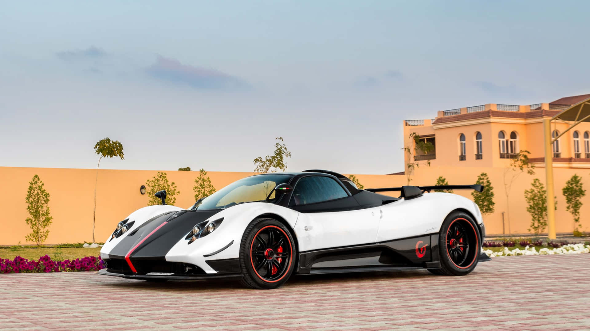 1920x1080 Pagani Zonda Cinque Roadster Wallpaper