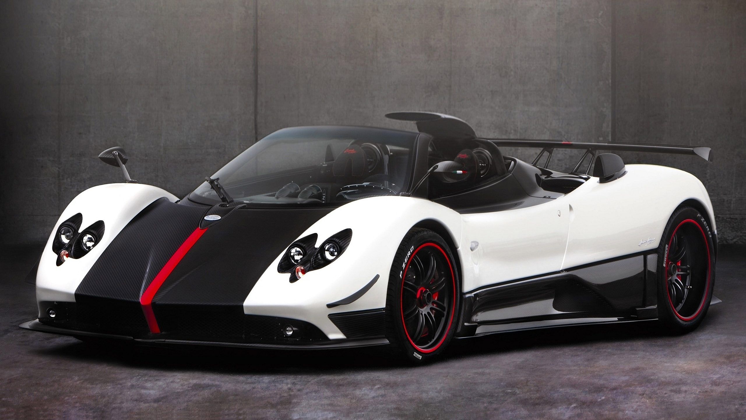 2560x1440 Pagani Zonda Cinque Roadster