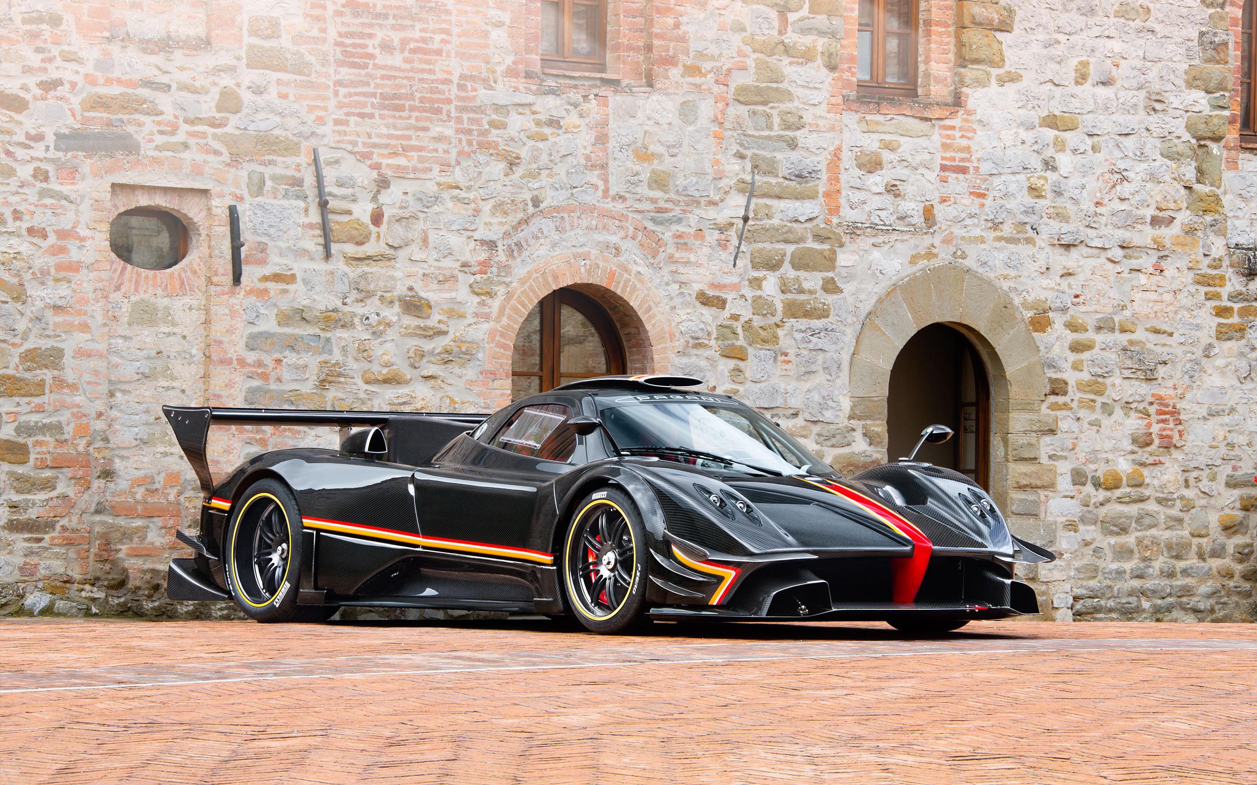 2560x1600 Pagani Zonda Revolucion 2560x1600